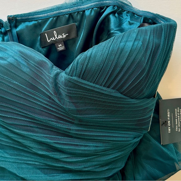 NWT Lulu’s Love At First Twirl Emerald Green Tulle Strapless Dress - medium - Picture 6 of 7